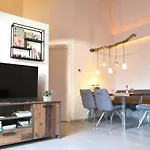 Holiday home Auszeit - Stilvoller Mit Parkplatz - Zentrumsnah Erfurt