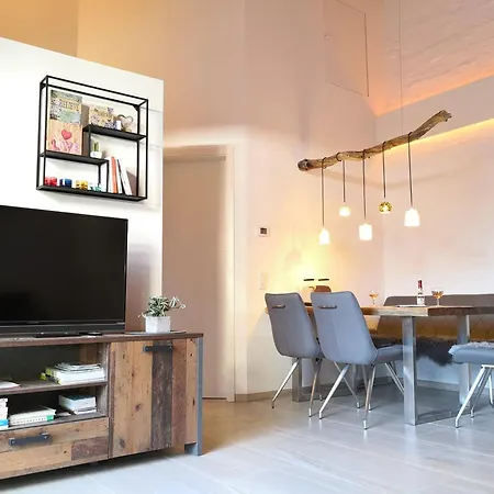 Holiday home Auszeit - Stilvoller Mit Parkplatz - Zentrumsnah Erfurt