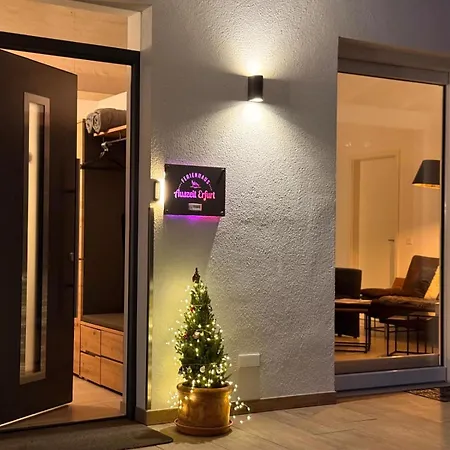 Holiday home Auszeit - Stilvoller Mit Parkplatz - Zentrumsnah *