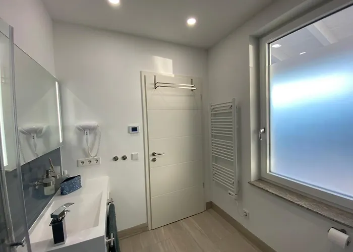 Auszeit - Stilvoller Mit Parkplatz - Zentrumsnah Nyaraló *